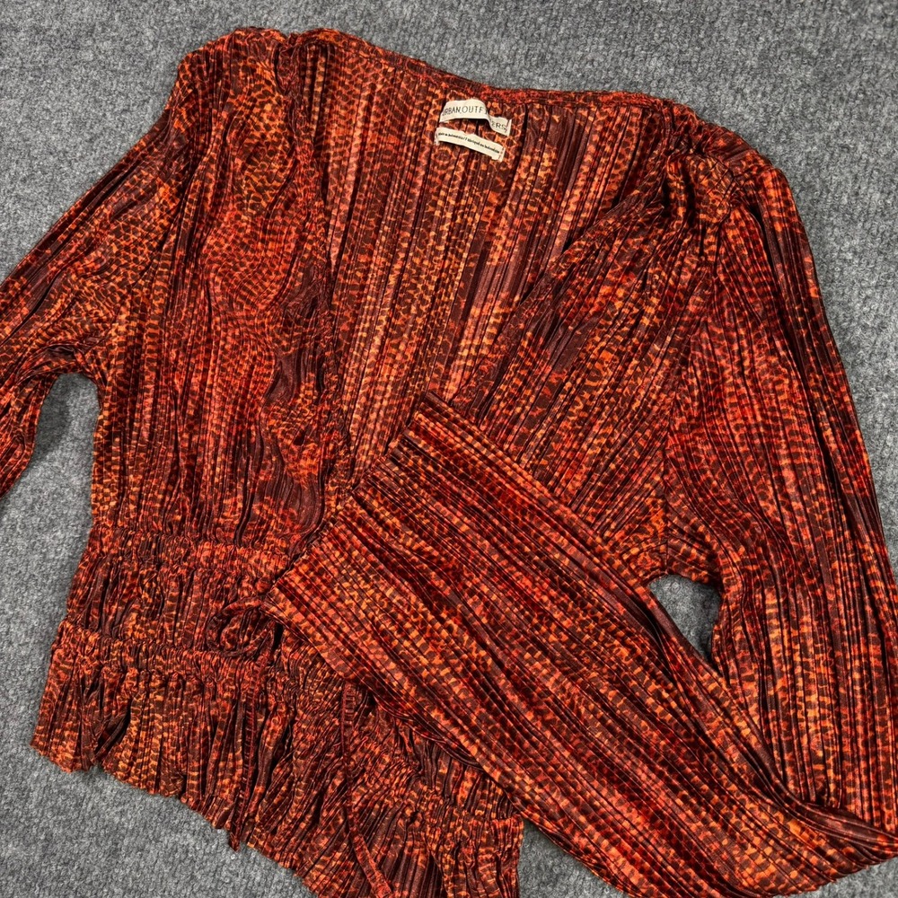 Urban Outfitters Blouse Womens Medium Orange Snakeskin Pleated Bell Sleeve Tie